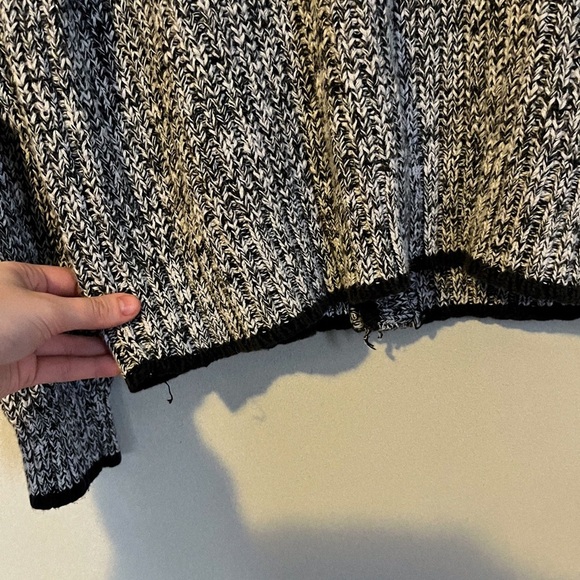 Pache Vintage 90s Black & White Button Cardigan Sweater - Picture 5 of 5